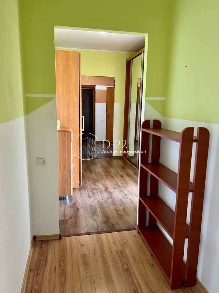Продажа 3-комнатной квартиры 107.7 м², Василия Кричевского пер., Симоненко, 4