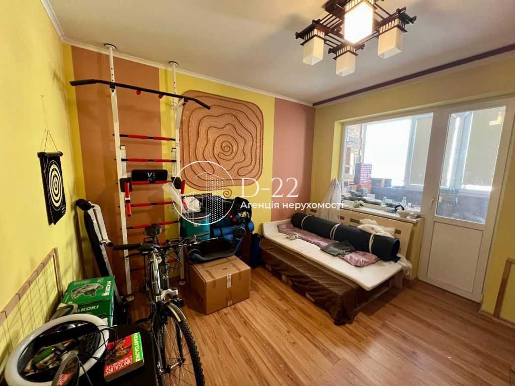 Продажа 3-комнатной квартиры 107.7 м², Василия Кричевского пер., Симоненко, 4