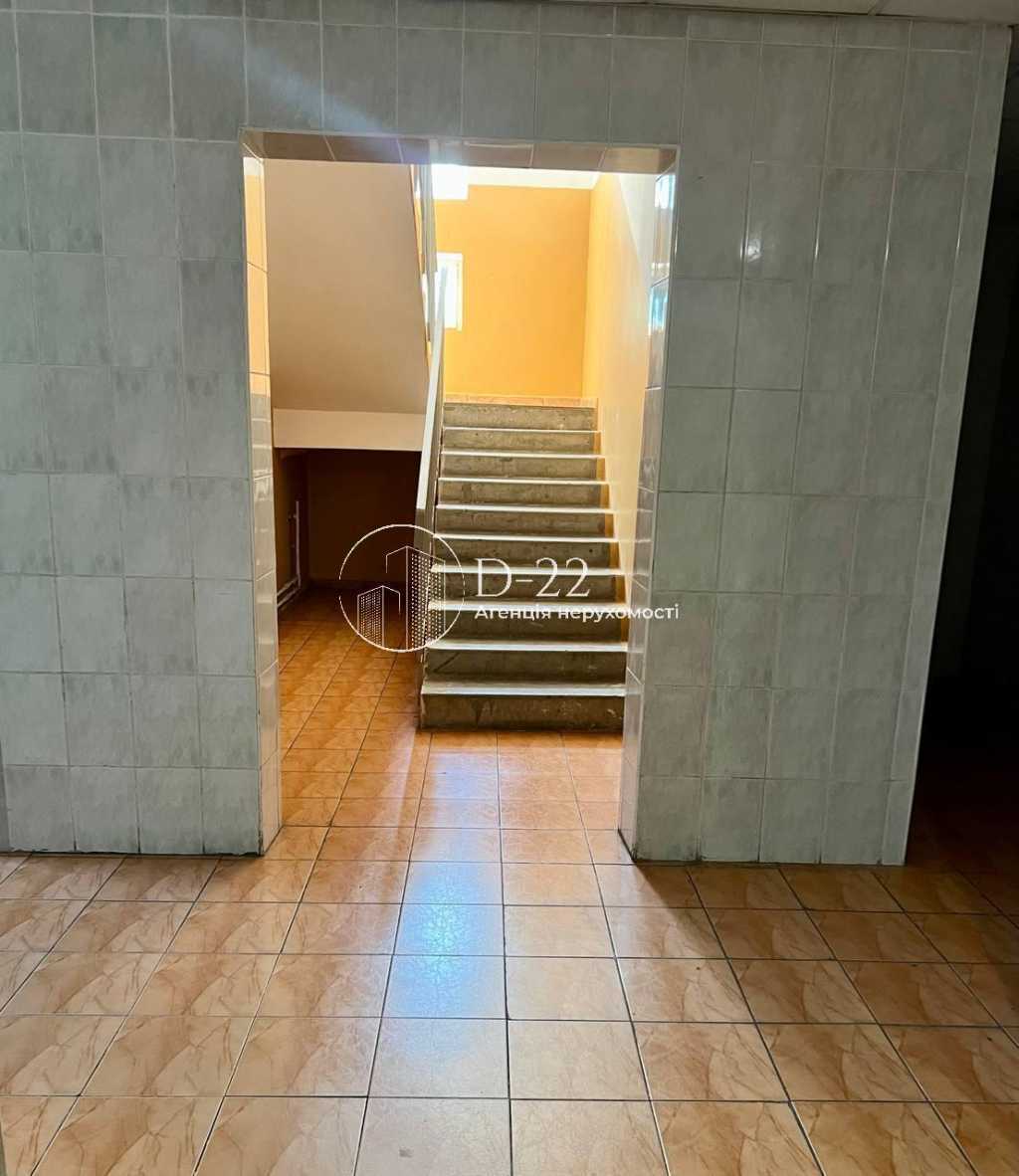 Продажа 3-комнатной квартиры 107.7 м², Василия Кричевского пер., Симоненко, 4