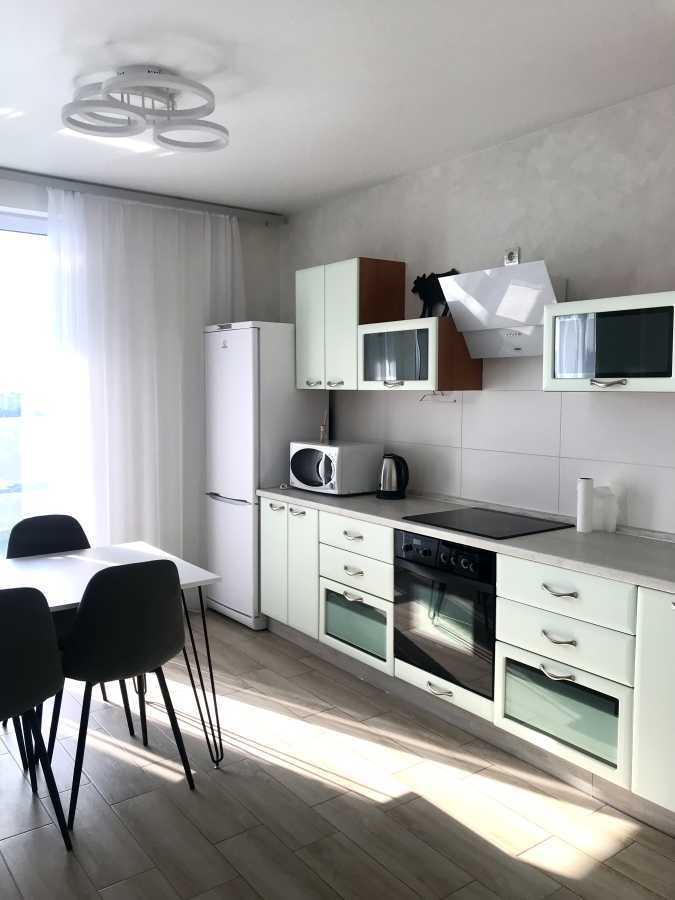 Аренда 1-комнатной квартиры 53 м², Князя Романа Мстиславича, 28