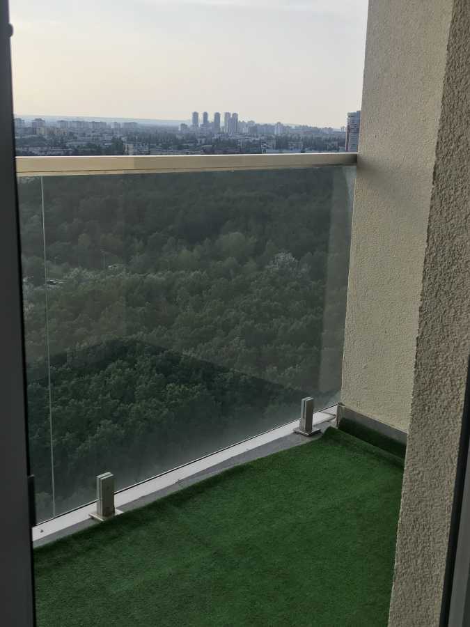 Аренда 1-комнатной квартиры 53 м², Князя Романа Мстиславича, 28