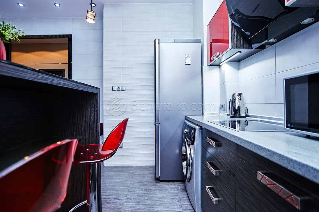 Аренда 3-комнатной квартиры 100 м², Греческая ул., 1А