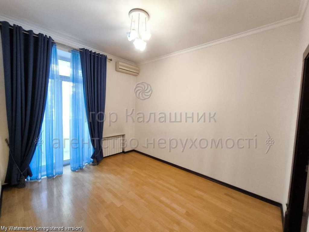 Продажа 5-комнатной квартиры 163.3 м², Крещатик ул., 21