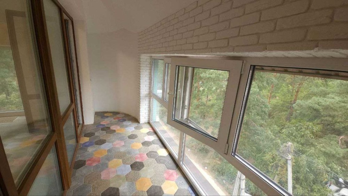 Продажа 2-комнатной квартиры 75 м², Батуринская ул.