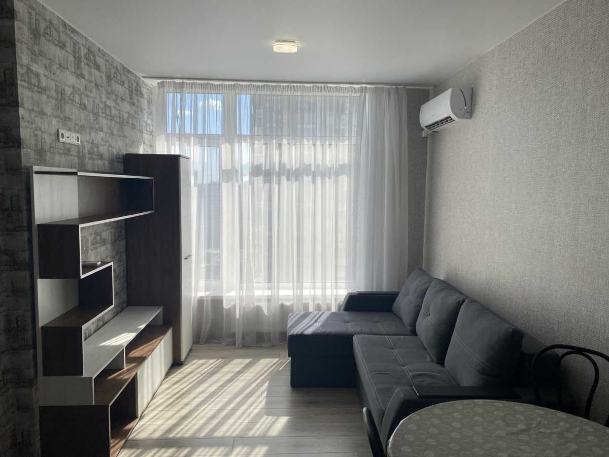 Аренда 1-комнатной квартиры 46 м², Европейская пл., Союза, 45б