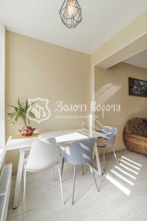 Продажа 2-комнатной квартиры 69 м², прт-т Героїв Небесної сотні, 34