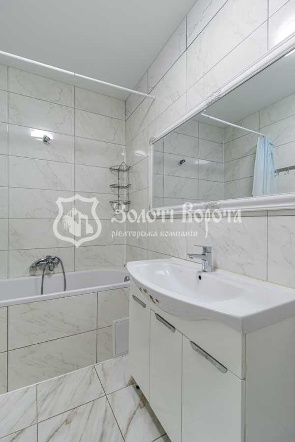 Продажа 2-комнатной квартиры 69 м², прт-т Героїв Небесної сотні, 34