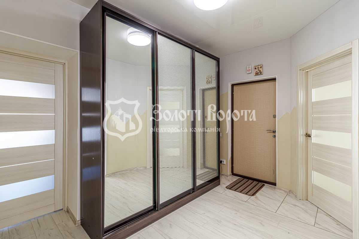 Продажа 2-комнатной квартиры 69 м², прт-т Героїв Небесної сотні, 34