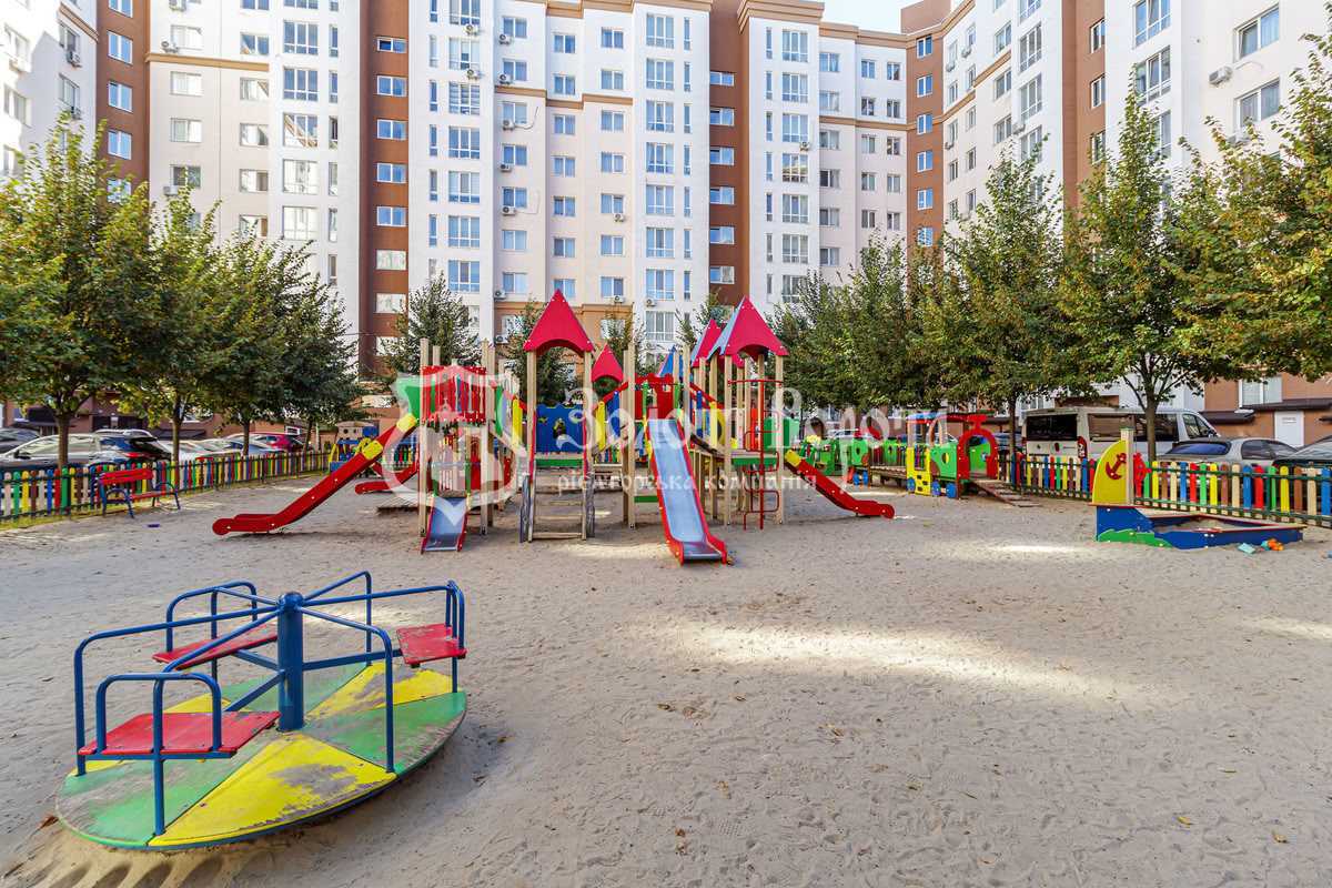 Продажа 2-комнатной квартиры 69 м², прт-т Героїв Небесної сотні, 34