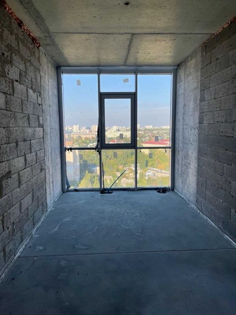 Продажа 5-комнатной квартиры 164 м², Кадетский Гай ул.