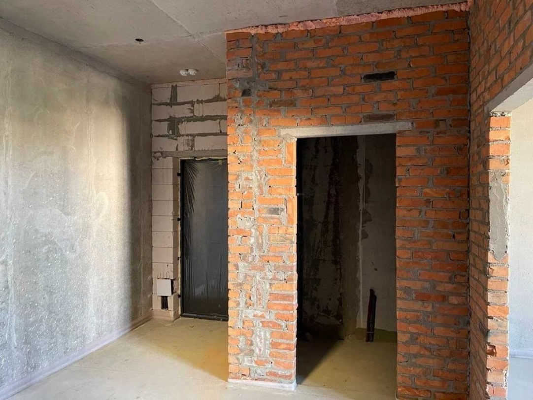 Продажа 5-комнатной квартиры 164 м², Кадетский Гай ул.