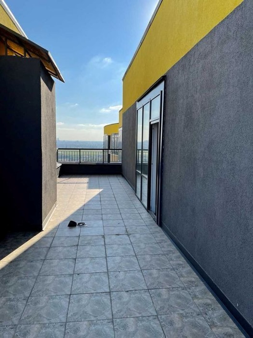 Продажа 5-комнатной квартиры 164 м², Кадетский Гай ул.