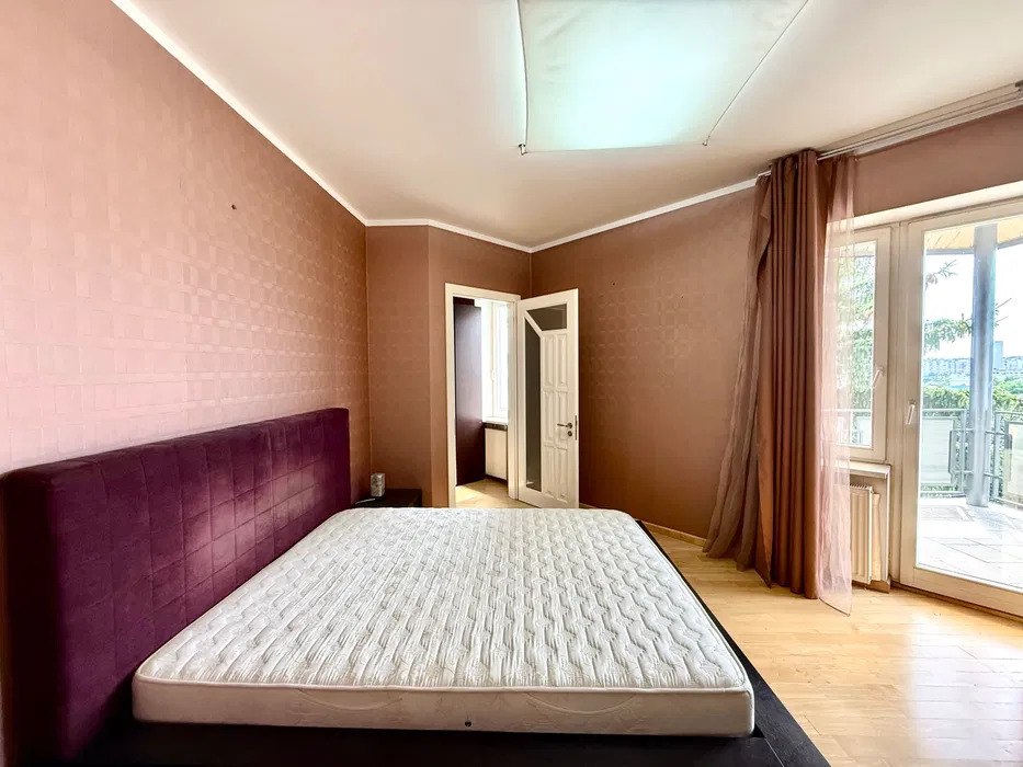 Оренда будинку 485 м², Либідська вул.