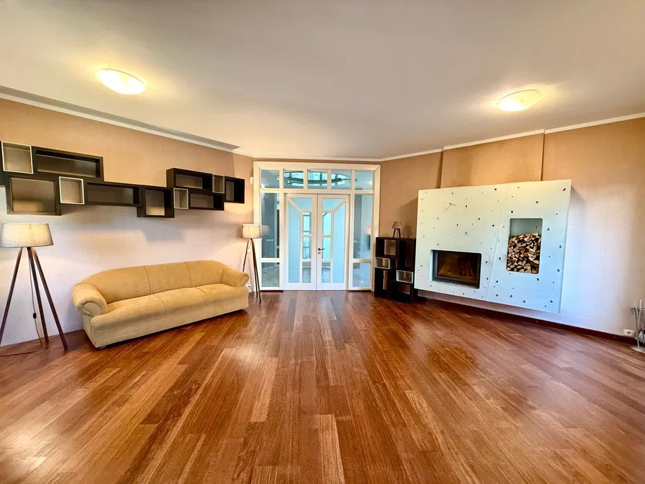 Оренда будинку 485 м², Либідська вул.