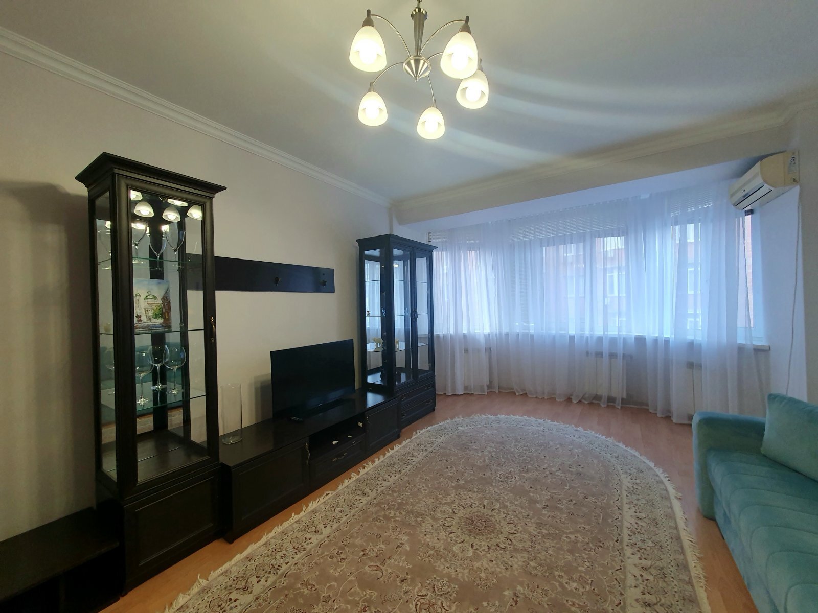 Аренда 2-комнатной квартиры 75 м², Введенская ул.