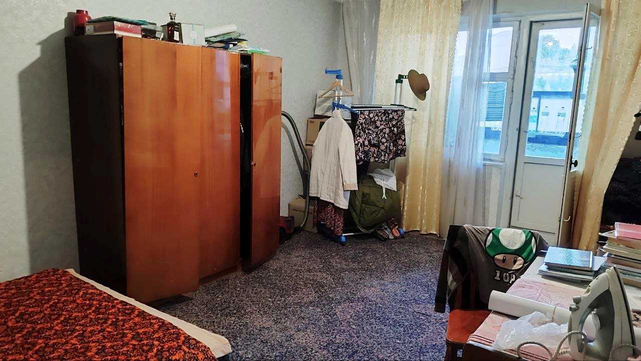 Продаж 3-кімнатної квартири 71 м², Київська вул., 64