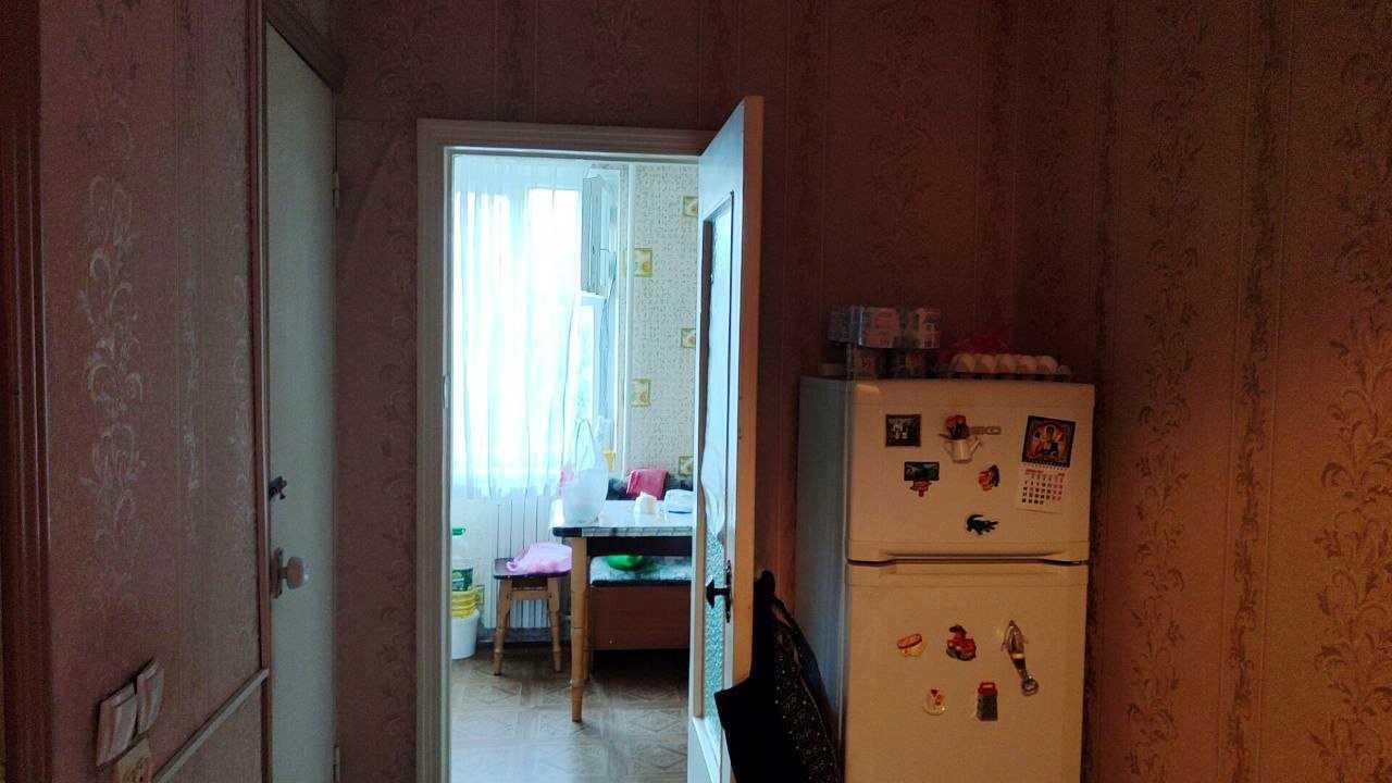 Продаж 3-кімнатної квартири 71 м², Київська вул., 64