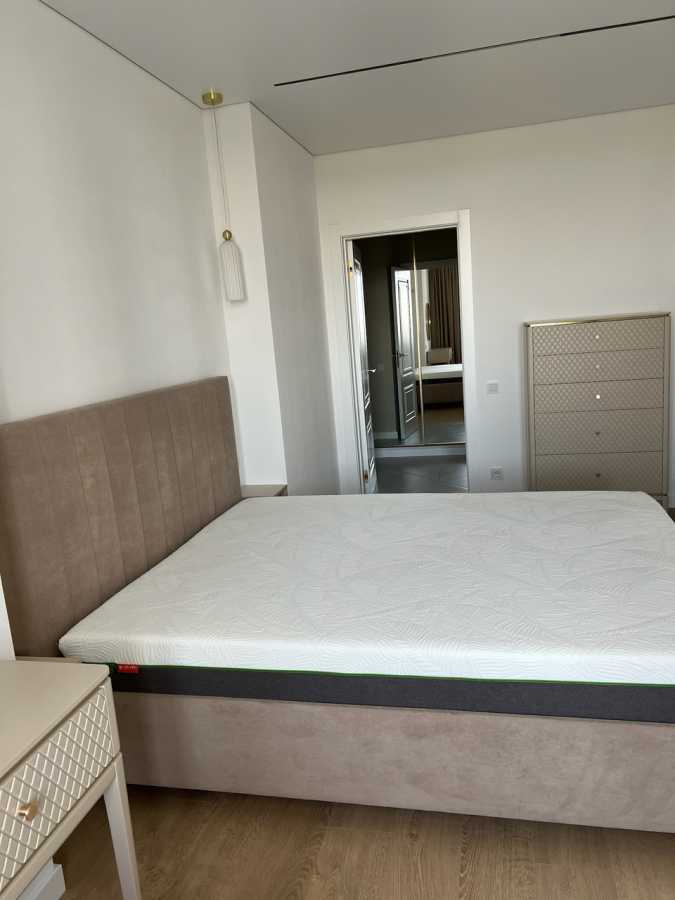 Оренда 2-кімнатної квартири 67.4 м², Івана Крамського вул., 9
