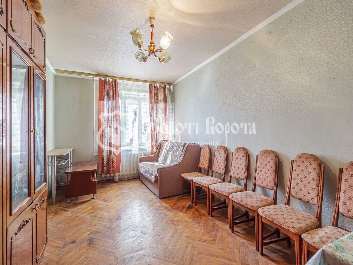 Продажа 3-комнатной квартиры 69.8 м², Чоколовский бул., 4