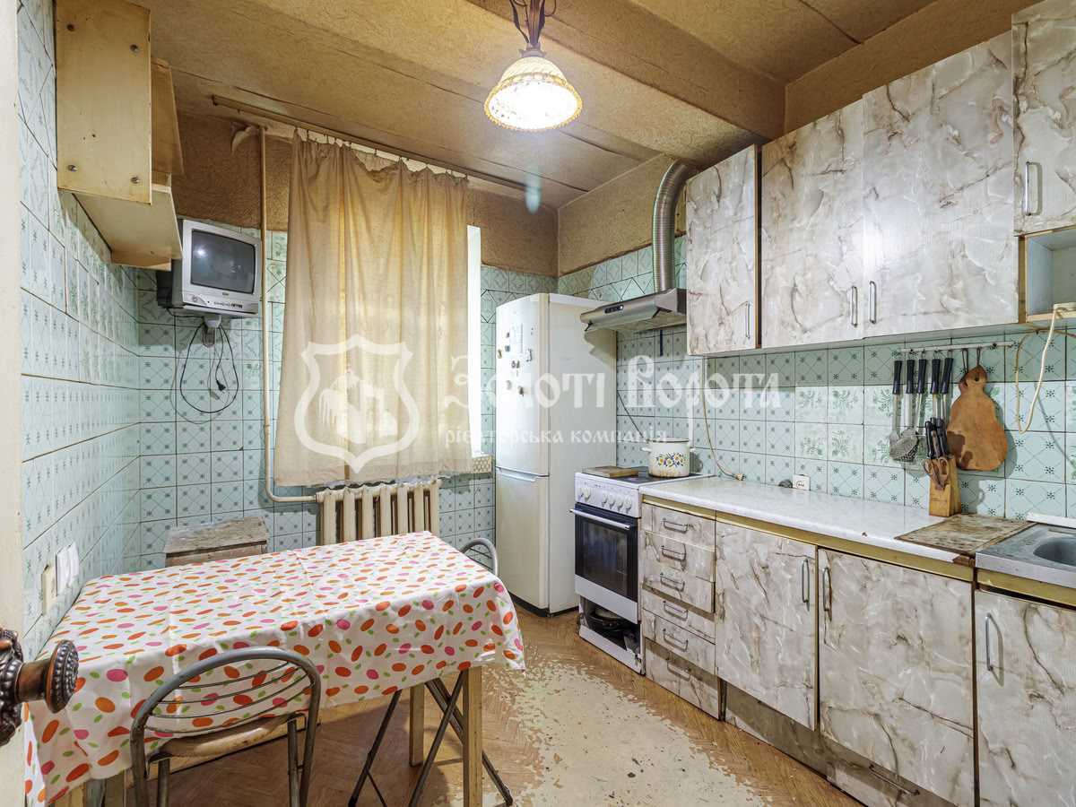 Продажа 3-комнатной квартиры 69.8 м², Чоколовский бул., 4