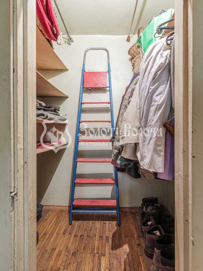 Продажа 3-комнатной квартиры 69.8 м², Чоколовский бул., 4