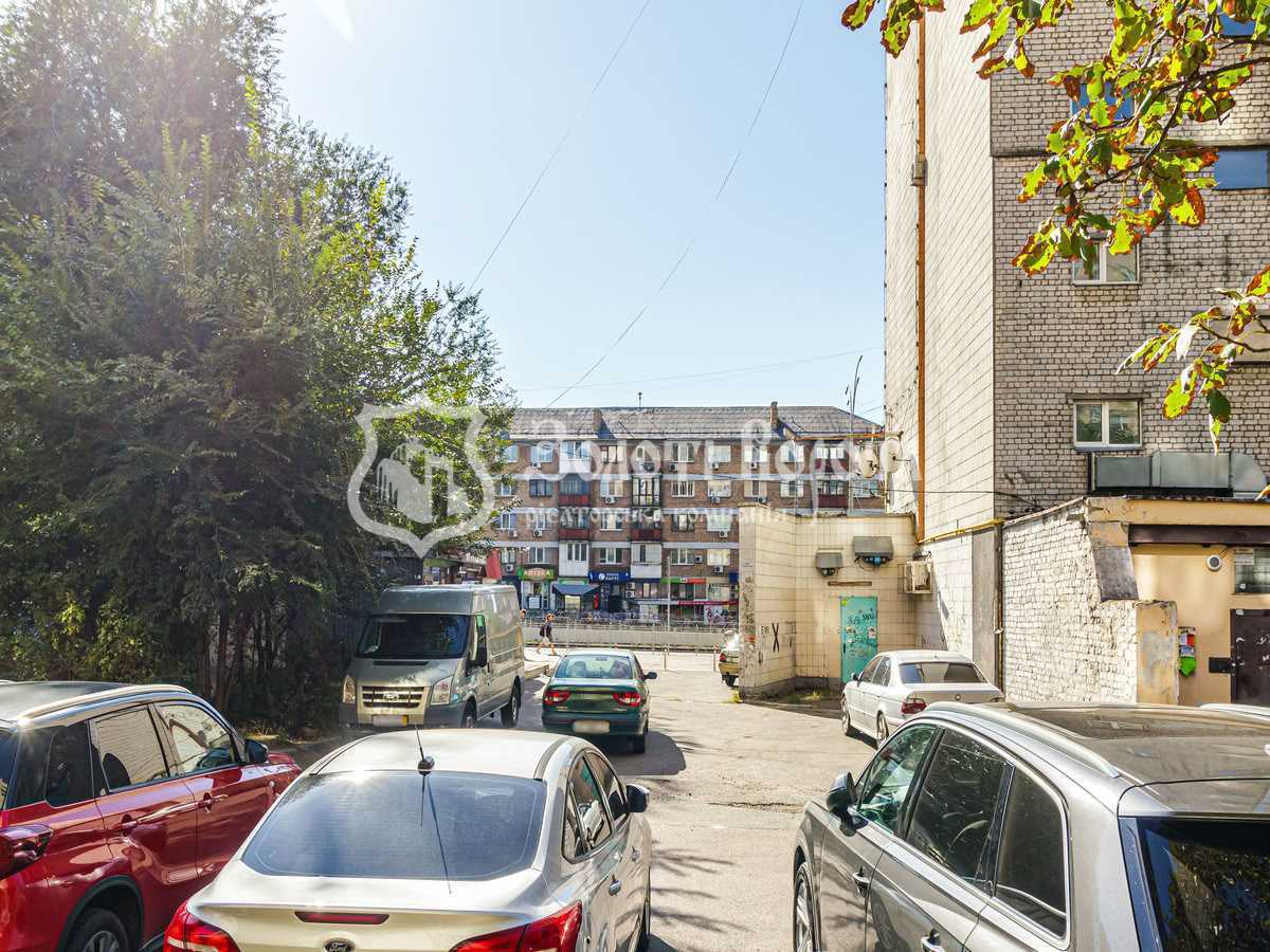 Продажа 3-комнатной квартиры 69.8 м², Чоколовский бул., 4