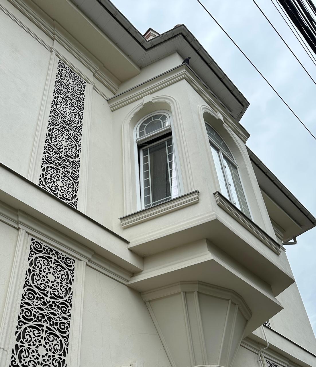 Продажа 2-комнатной квартиры 88 м², Кордонный пер., 25а