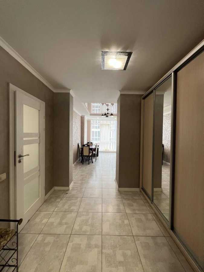 Продажа 1-комнатной квартиры 46 м², Ольги Кобылянской ул., Киселівської, 37