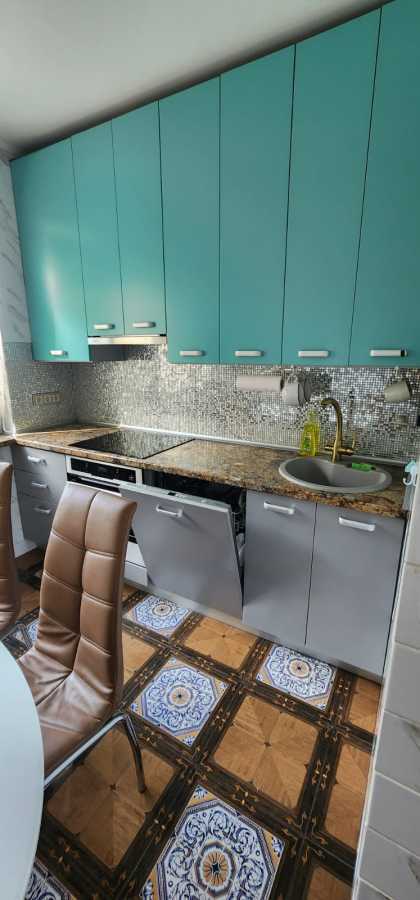 Продажа 2-комнатной квартиры 53 м², Панаса Мирного ул., 11