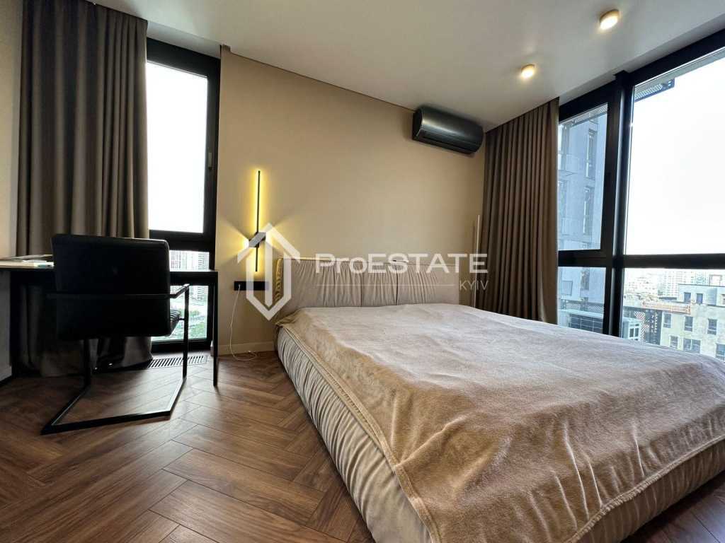 Продаж 3-кімнатної квартири 107 м², Зарічна вул., 6К4