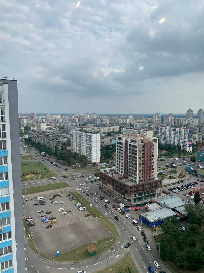 Аренда 1-комнатной квартиры 45 м², Оболонская пл., 1
