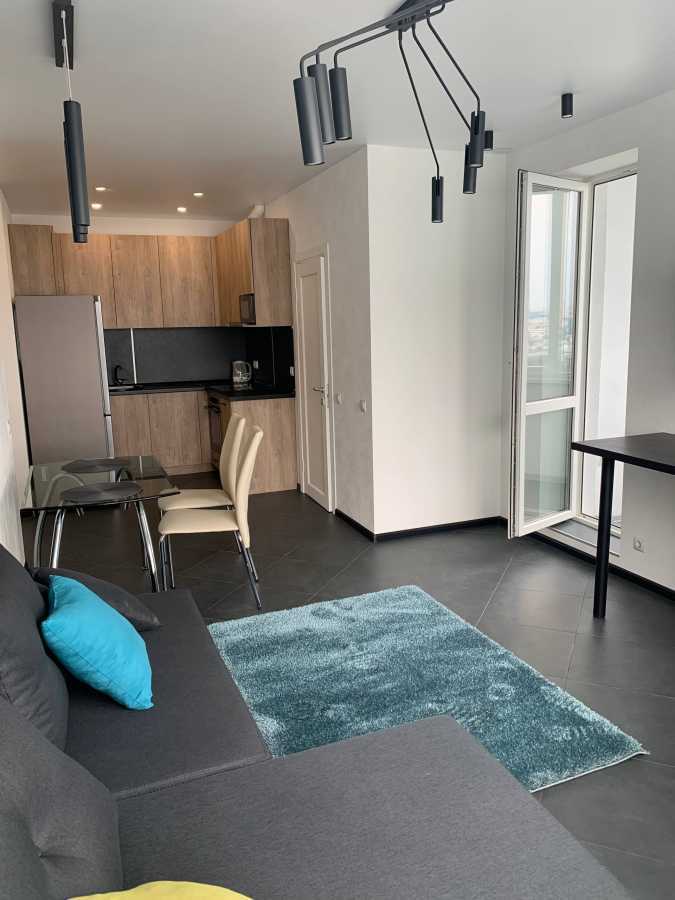 Аренда 1-комнатной квартиры 45 м², Оболонская пл., 1