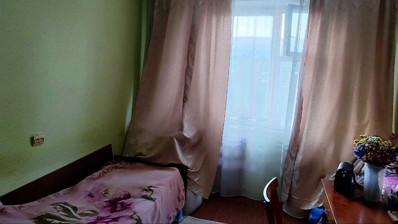 Продаж 3-кімнатної квартири 71 м², Київська вул., 64