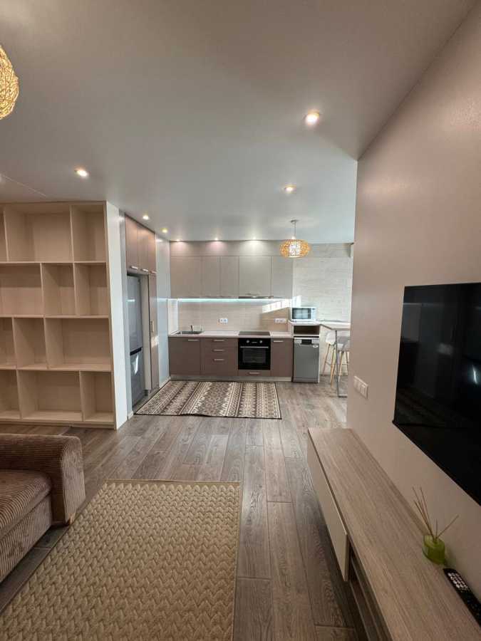 Продажа 1-комнатной квартиры 47 м², Вацлава Гавела бул., 9А