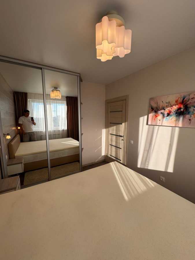 Продажа 1-комнатной квартиры 47 м², Вацлава Гавела бул., 9А