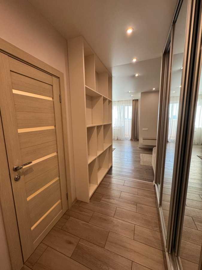 Продажа 1-комнатной квартиры 47 м², Вацлава Гавела бул., 9А