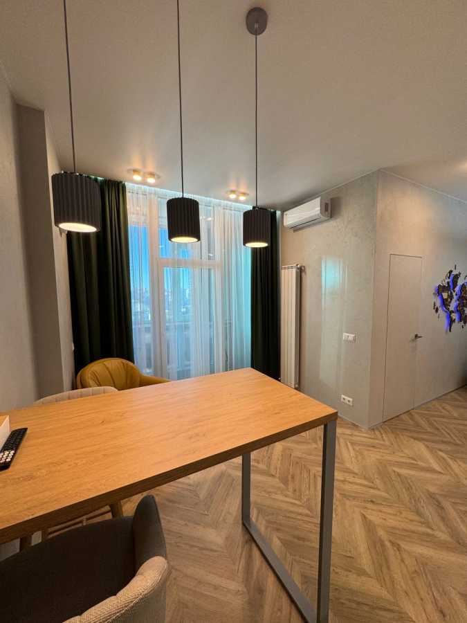 Аренда 1-комнатной квартиры 53 м², Берестейський, 11