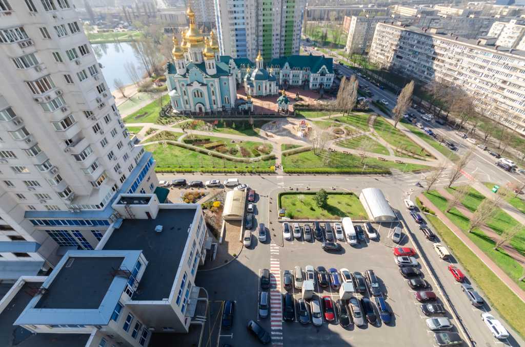 Оренда 2-кімнатної квартири 70 м², Юрія Шумського вул., 1А