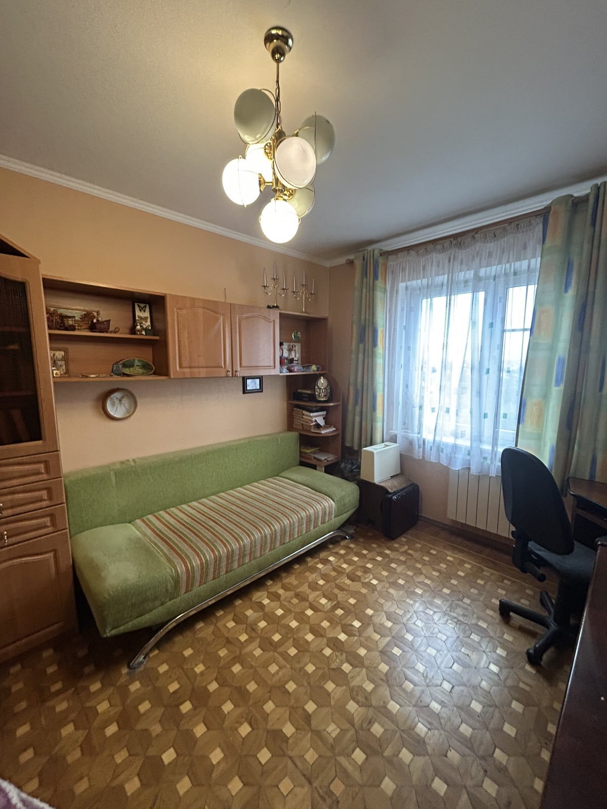 Продаж 3-кімнатної квартири 68 м², Некрасова вул.