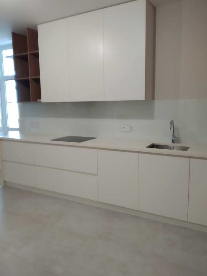 Аренда 3-комнатной квартиры 125 м², Глубочицкая ул., 32Б