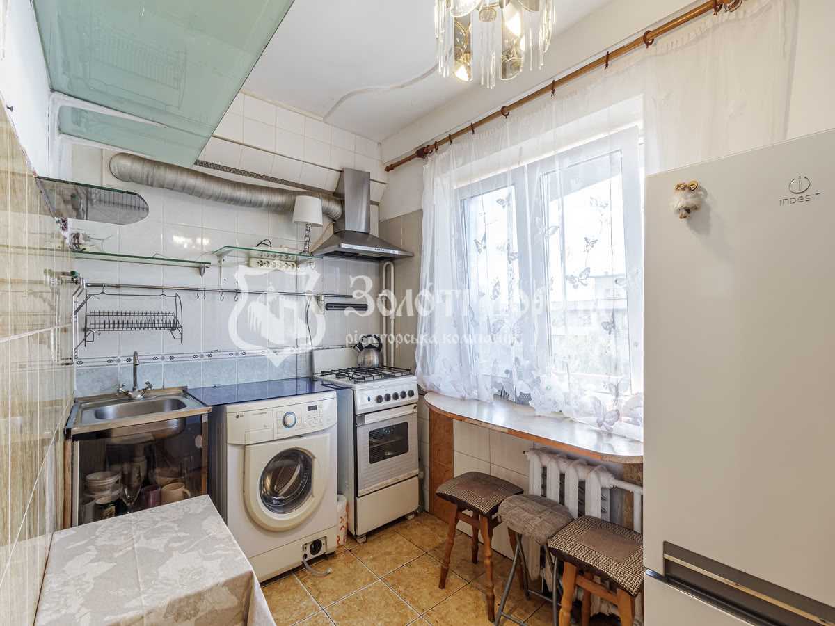 Продаж 2-кімнатної квартири 43.2 м², Ромена Роллана бул., 13А