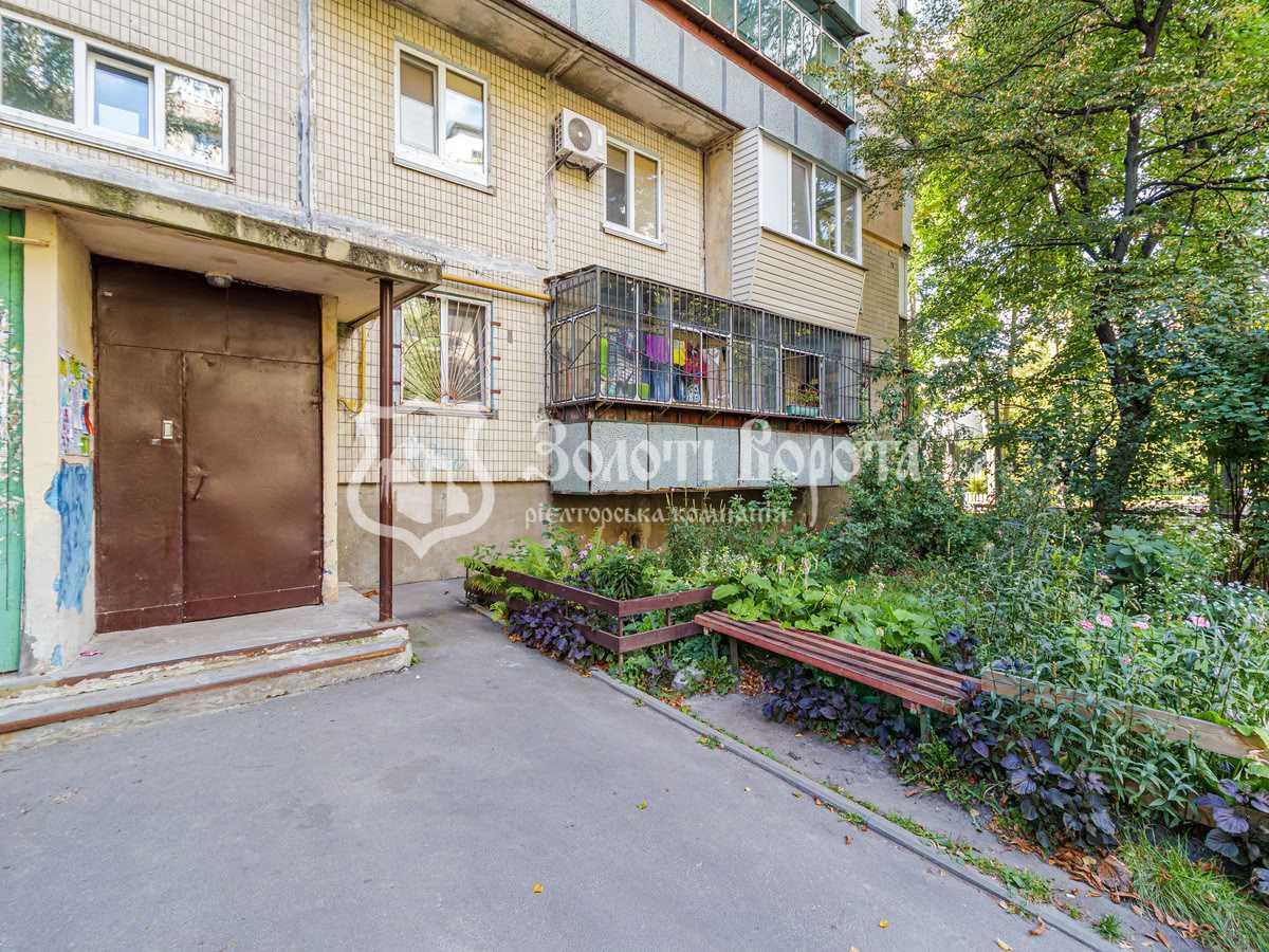 Продаж 2-кімнатної квартири 43.2 м², Ромена Роллана бул., 13А