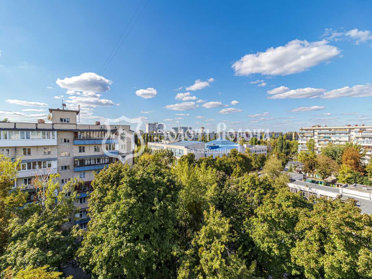 Продаж 2-кімнатної квартири 43.2 м², Ромена Роллана бул., 13А