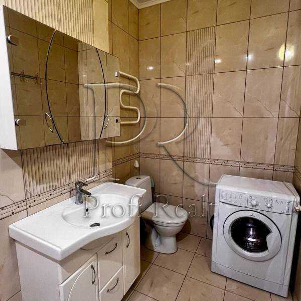 Продаж 2-кімнатної квартири 90 м², Бабкіна пров., 6