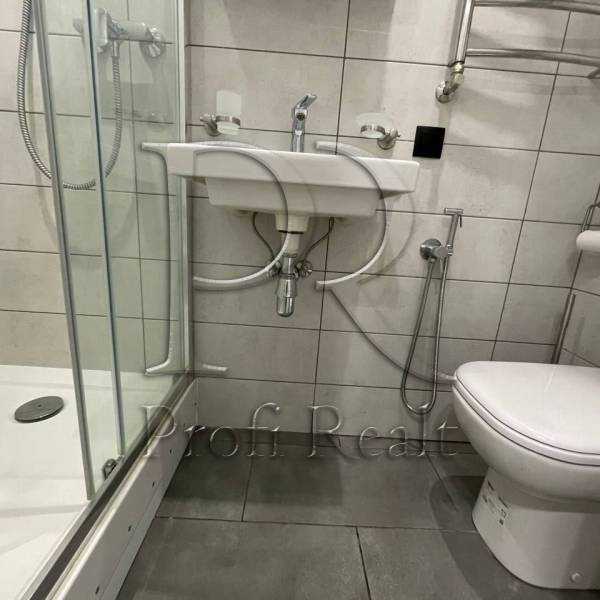 Продажа 1-комнатной квартиры 29 м², Златопольская ул., 3