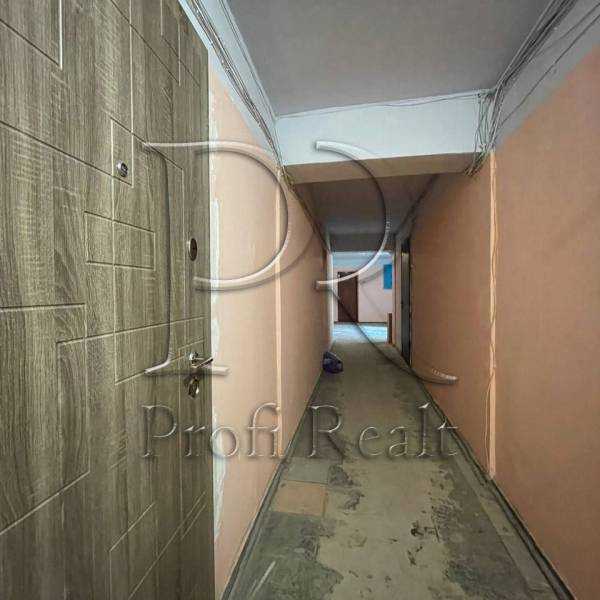 Продажа 1-комнатной квартиры 29 м², Златопольская ул., 3