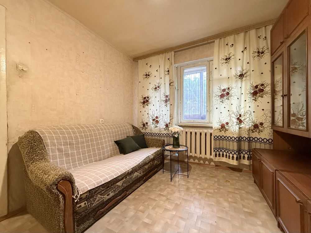 Продаж 1-кімнатної квартири 32 м², Космонавта Волкова вул., 18