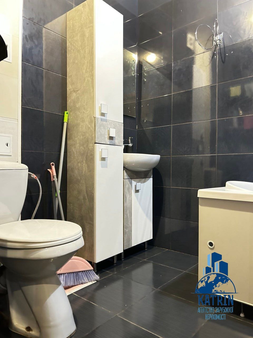 Оренда 2-кімнатної квартири 46 м², Тітова вул.
