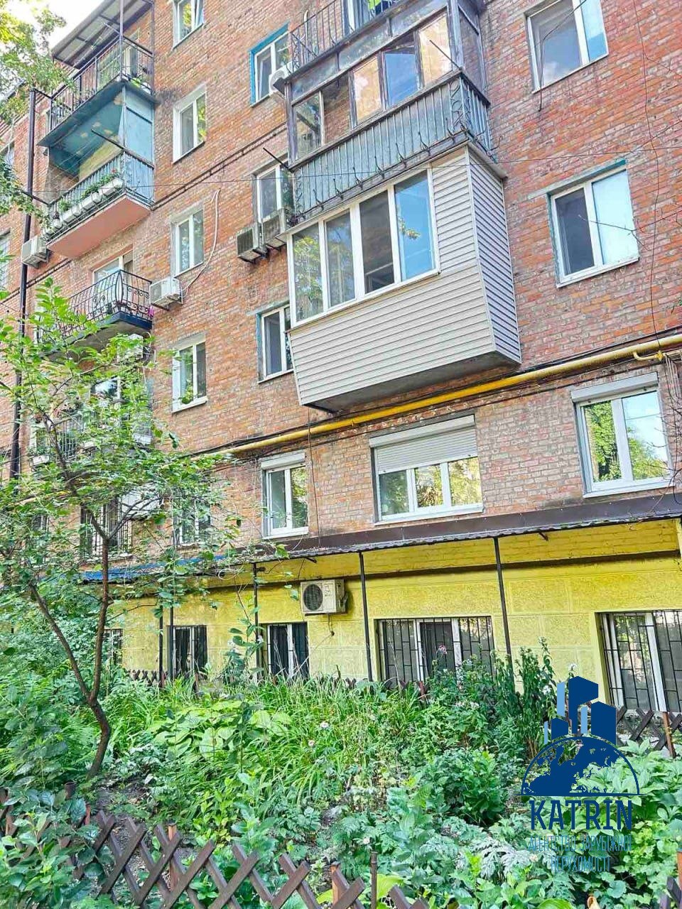 Оренда 2-кімнатної квартири 46 м², Тітова вул.
