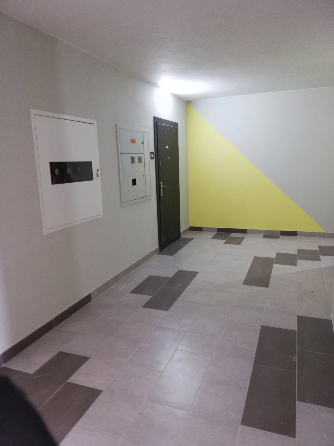 Продажа 3-комнатной квартиры 93 м²